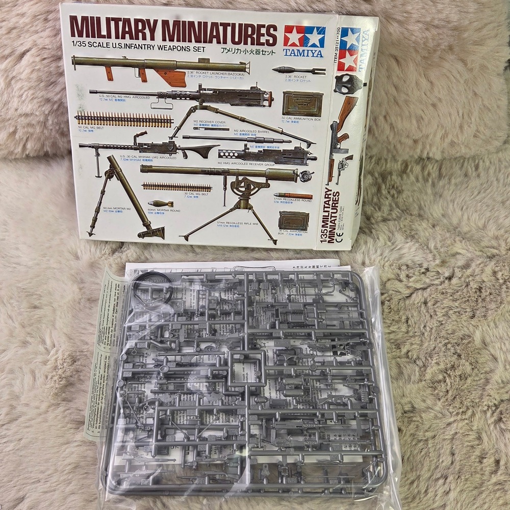 Tamiya 1/35 Military Miniatures US Infantry Weapons Set Model Kit 35121